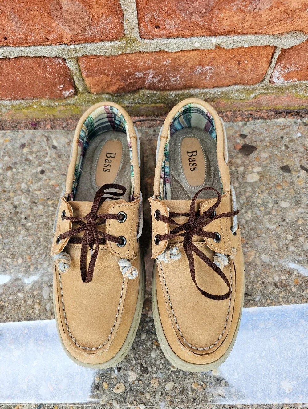 Bass Women’s Tan Leather Boat Shoes Size 7M